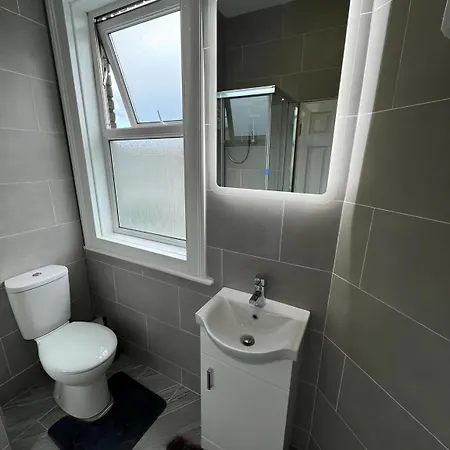 Superb Double Near Croke Park - 6 Penzion Dublin