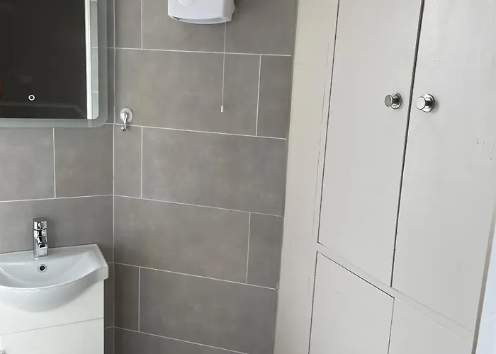 Superb Double Near Croke Park - 6 * Dublin