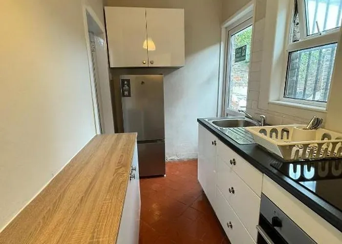 Superb Double Near Croke Park - 6 * Dublin