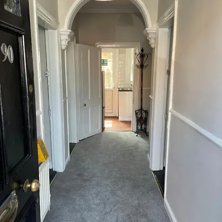 Superb Double Near Croke Park - 6 Penzion Dublin